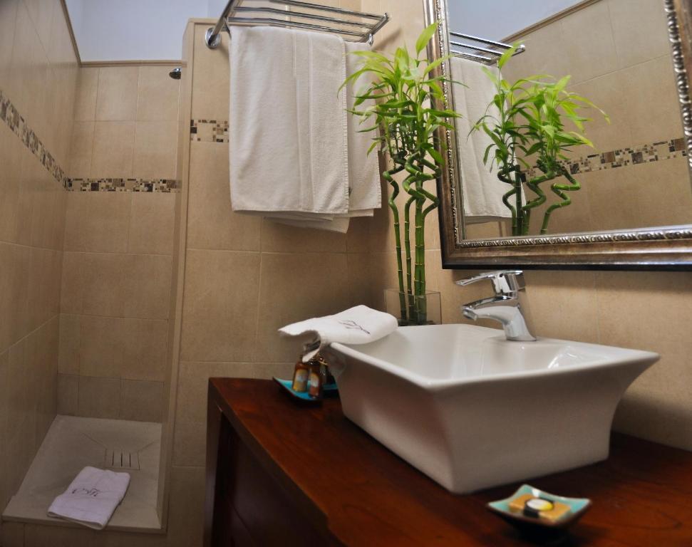 Hotel La - Old Town *